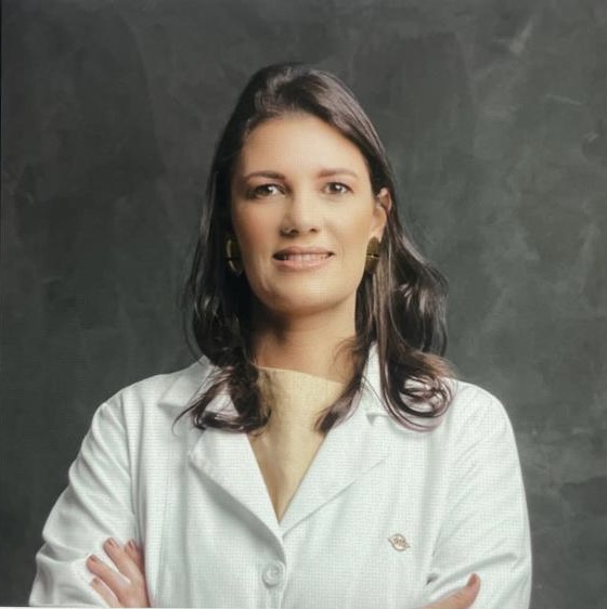 Dra. Luiza Fabres do Carmo